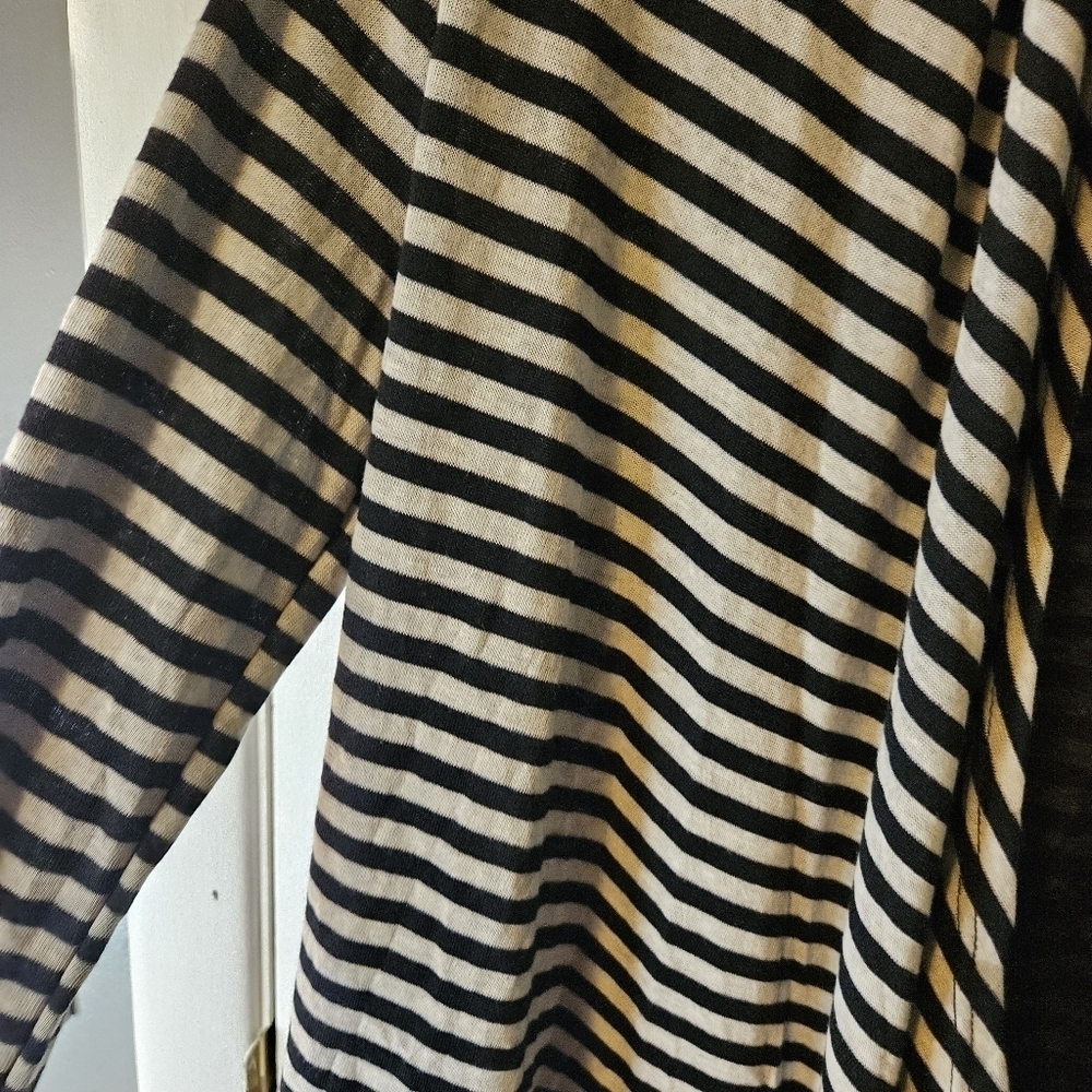 Hanger 55 Women's Size Large Open Cardigan Striped Black & White - Picture 2 of 11